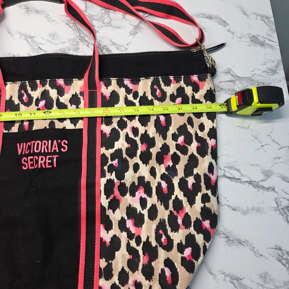 Victoria's Secret Hop Pink Black Tan Animal Print Weekend Duffle Bag - Picture 6 of 8